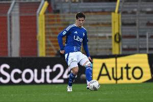 罗马诺：佩罗内已获准接受体检并与科莫签约，转会费1300万欧