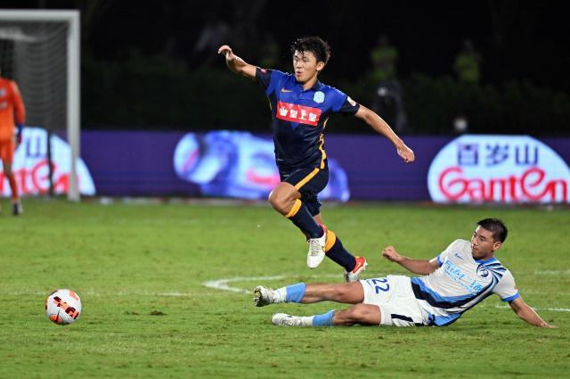 幸运水果机-U23球员使用违规大连人被判弃权 广州城迎“首胜”